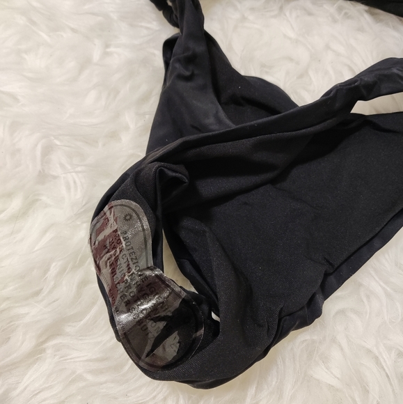 Black one piece swimsuit - Picture 3 of 5